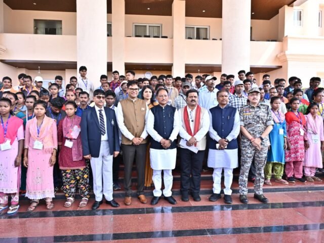 120 rehabilitated former Naxalites witness Chhattisgarh assembly proceedings