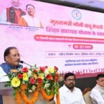 CM Sai felicitates 22 meritorious students of labour families Chhattisgarh